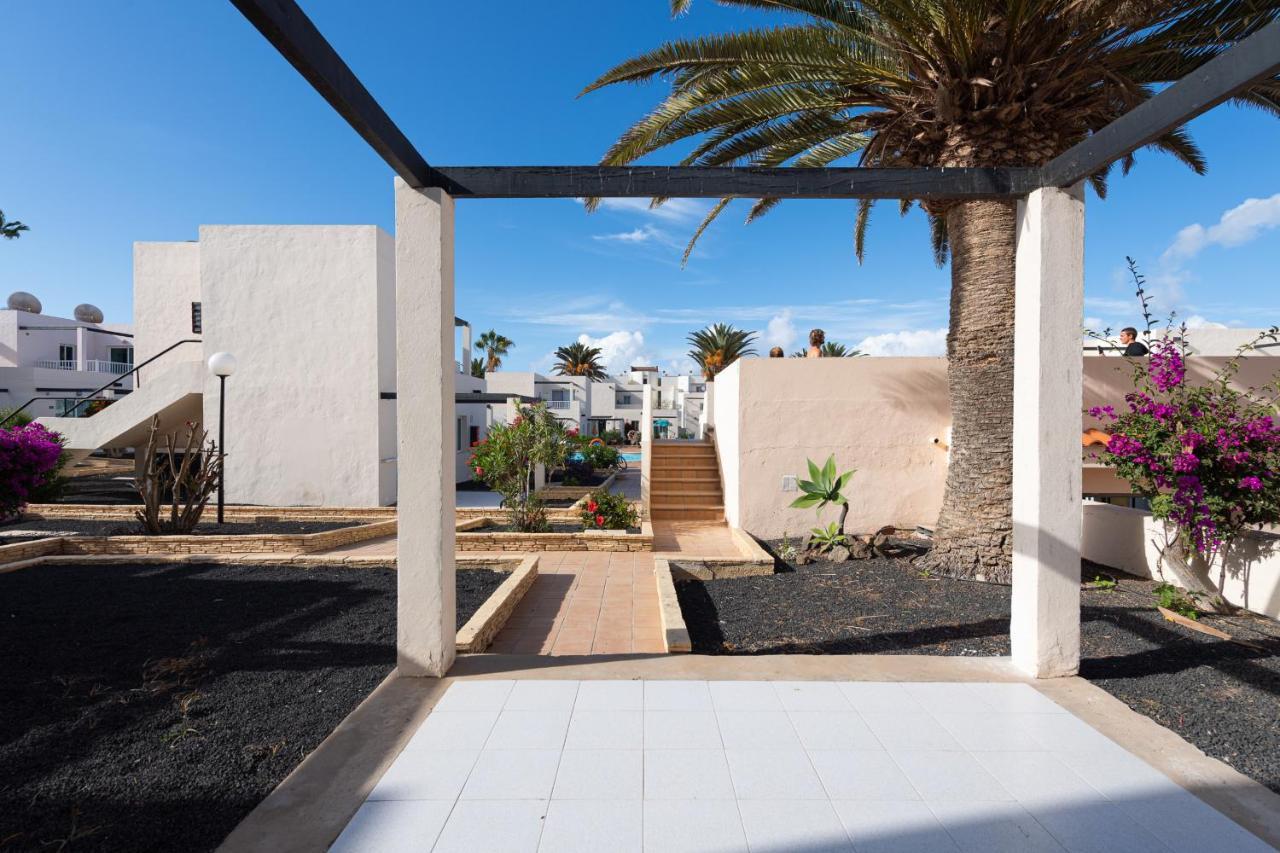 Homeforguest Apartamento 15 Con Terraza Y Piscina En Corralejo Buitenkant foto