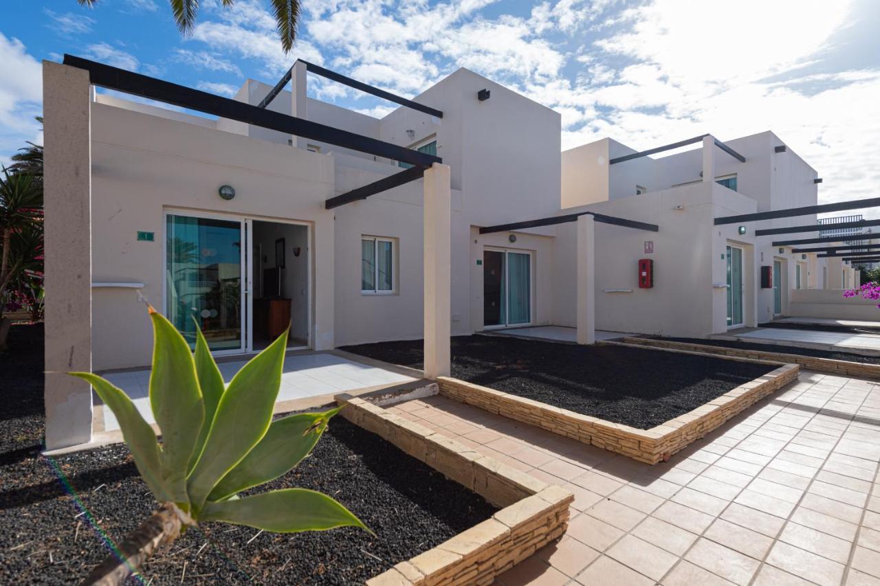Homeforguest Apartamento 15 Con Terraza Y Piscina En Corralejo Buitenkant foto