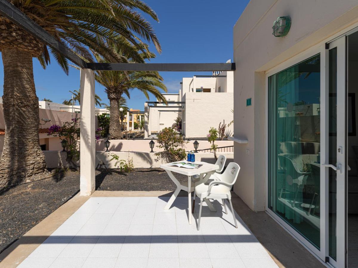 Homeforguest Apartamento 15 Con Terraza Y Piscina En Corralejo Buitenkant foto