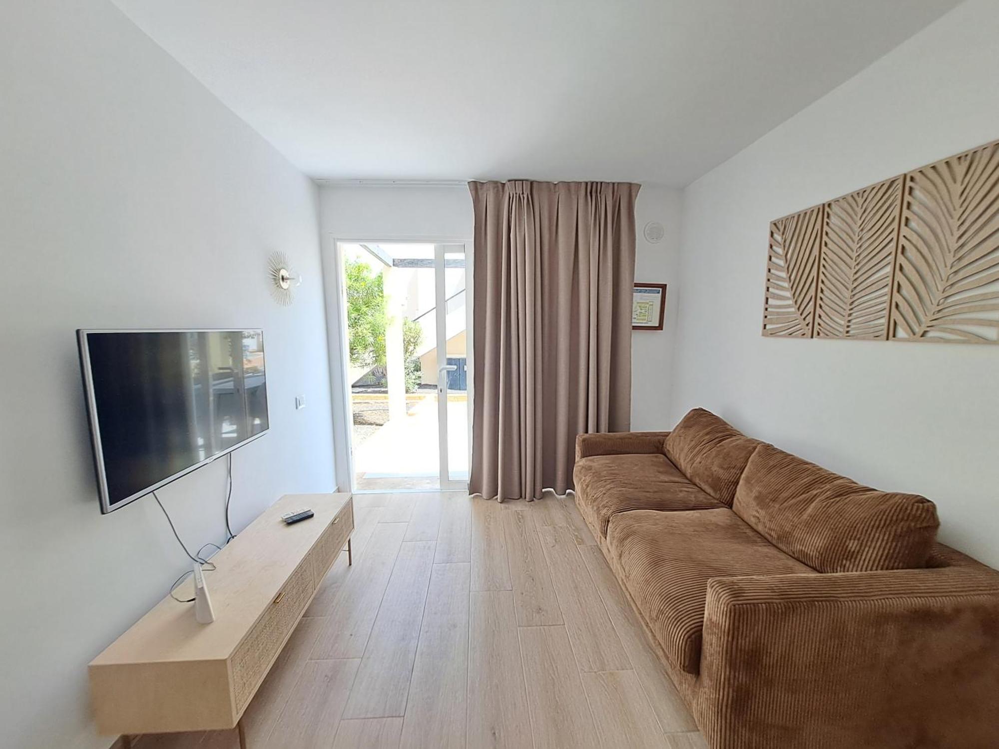 Homeforguest Apartamento 15 Con Terraza Y Piscina En Corralejo Buitenkant foto
